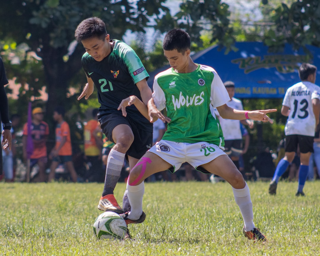 Turnamen Sepak Bola Karang Taruna Cup Desa Lidung Resmi Dibuka, Bupati Hurmin Dorong Potensi Pemuda